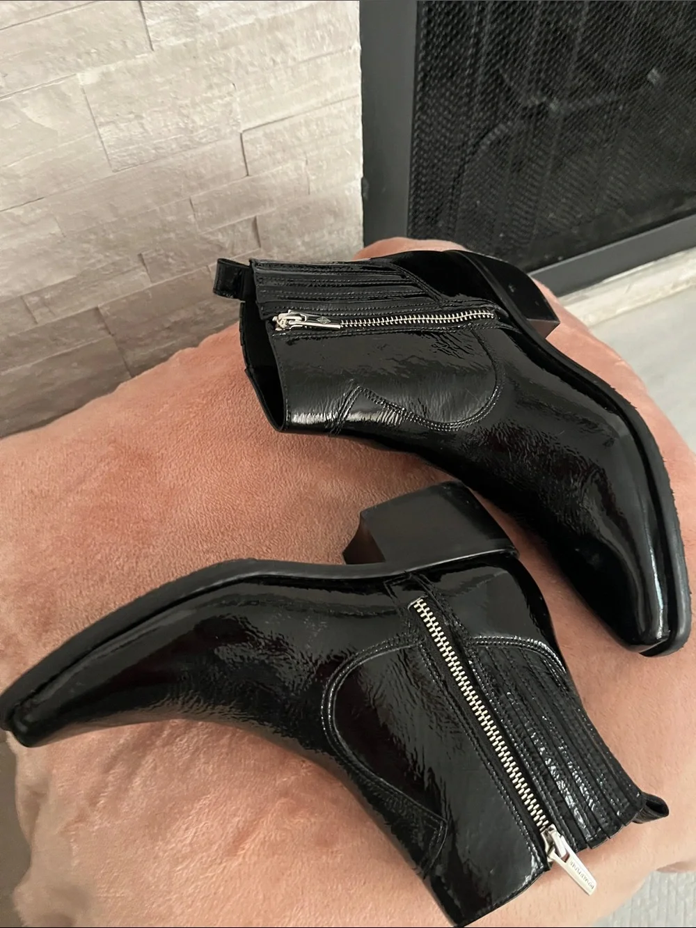 Donald J. Pliner Black Patent Ankle Boots for women size 7